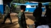 Soldados nicaragüenses vigilando las elecciones, en Managua, este 6 de noviembre del 2022. (Foto AP)