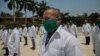 Segunda brigada médica cubana viaja a Italia. (AP/Ismael Francisco)