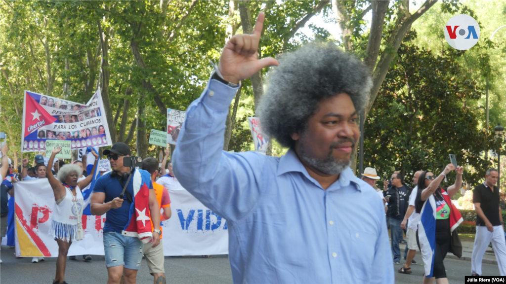 El activista cubano Sayde Chaling-Chong, que se desplazó de Barcelona a Madrid para asistir a la protesta, es uno de los miembros más activos de la diáspora cubana en Barcelona. 