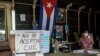 No se aceptan CUC en una bodega en La Habana. YAMIL LAGE / AFP