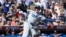 Shohei Ohtani (17) out en home durante la séptima entrada en el Target Field, el 10 de abril de 2024. (Matt Krohn-USA TODAY Deportes)