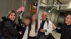 Jorge Luis Vega García a su llegada al aeropuerto de Tampa, en Florida, el 20 de enero de 2024 a través del programa de Parole Humanitario.