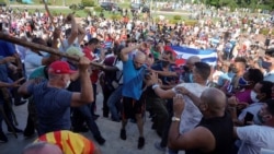 Díaz-Canel se queda sin respuesta a las demandas de los cubanos Díaz-Canel se queda sin respuesta a las demandas de los cubanos