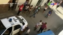 Régimen cubano arresta a jóvenes que trataban realizar evento colateral a la Bienal habanera Régimen cubano arresta a jóvenes que trataban realizar evento colateral a la Bienal habanera