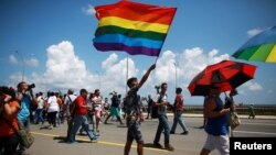 En esta foto de archivo, activistas participan en la Conga contra la homofobia y la transfobia en 2016.