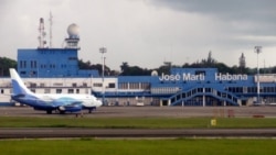 Cubanos reaccionan a medida de EEUU sobre vuelos chárter Cubanos reaccionan a medida de EEUU sobre vuelos chárter