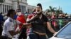 Un joven manifestante arrestado con violencia durante la protesta pacífica del 11 de julio en La Habana.