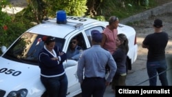 Arrestos y vigilancia en Cuba contra los opositores.